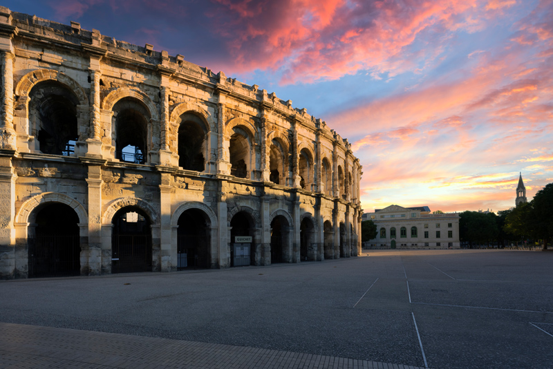LE MYSTÈRE DU CROCODILE D'OR à NIMES