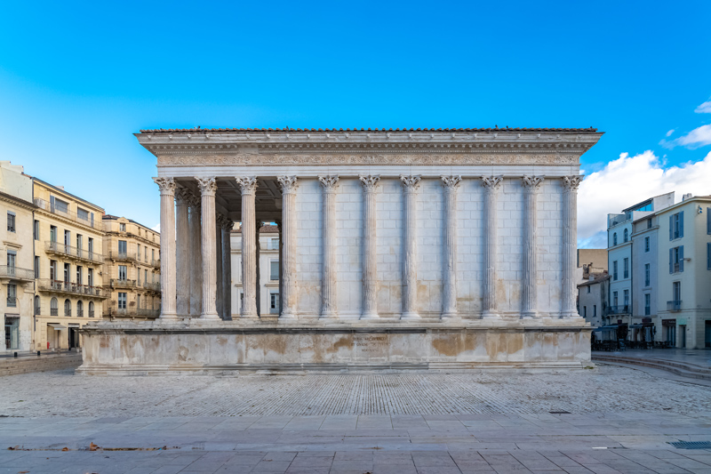 LE MYSTÈRE DU CROCODILE D'OR à NIMES